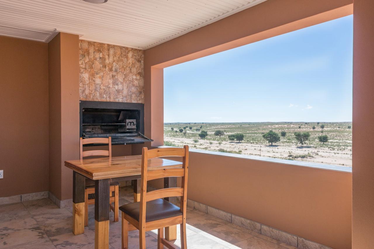Kgalagadi Lodge Askham Exterior photo