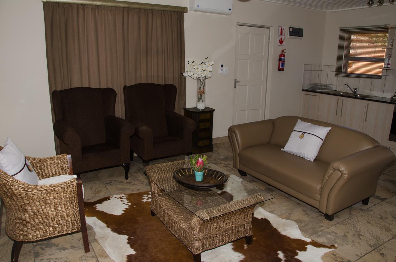 Kgalagadi Lodge Askham Exterior photo